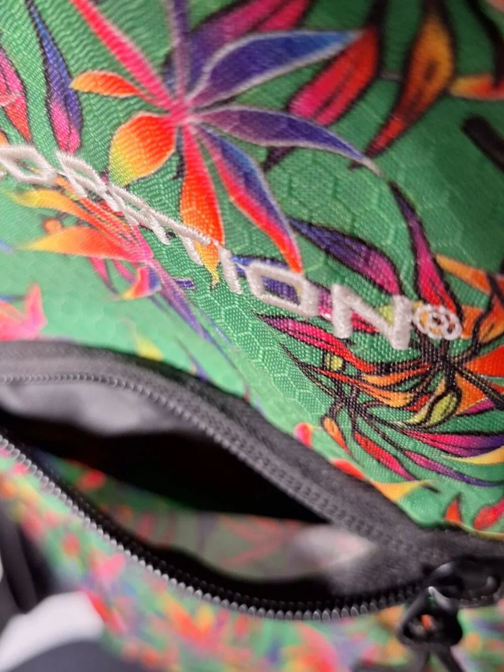 Vibedration Hydration Backpack w/o bladder, GreenTropical Floral, Used